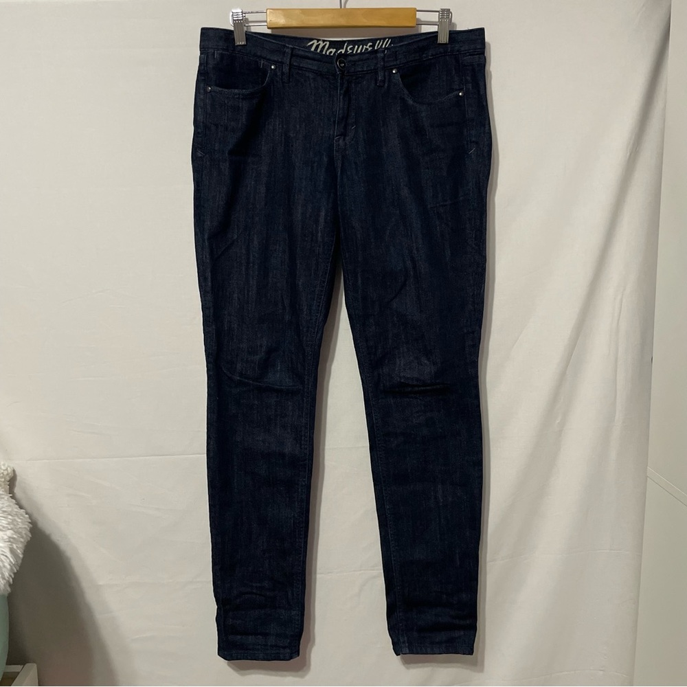 30 x 32 Madewell 37s Dark Wash Blue Jeans